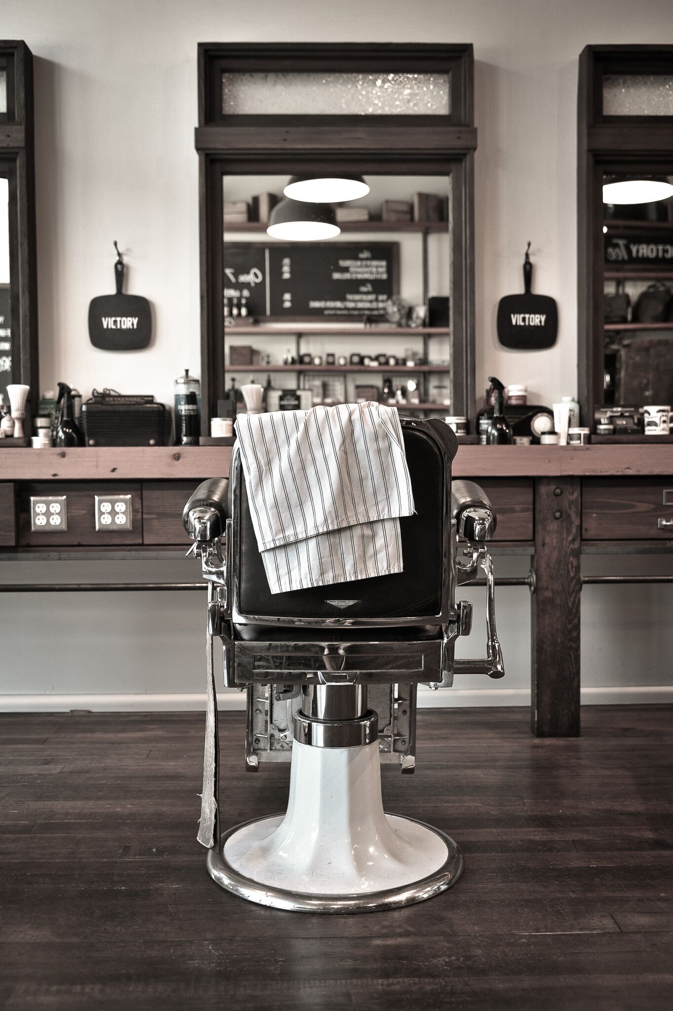 The Quintessential Rochester Hills Experience at Detroit Barber Co.